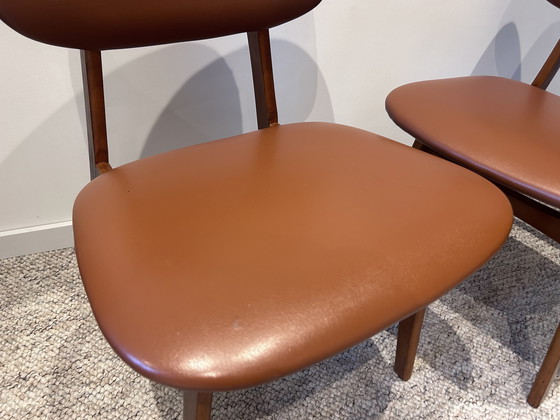 Image 1 of 2x Vintage Cognac Jaren ‘60 stoelen