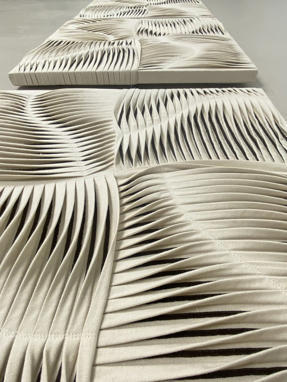 Image 1 of Beeldhouwkunst Textiel Ref Melk en Chocolade