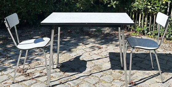 Image 1 of Vintage formica eetkamerset