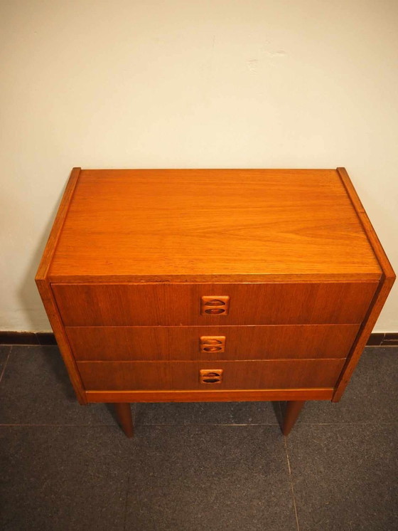 Image 1 of Vintage Deense ladekast Teak