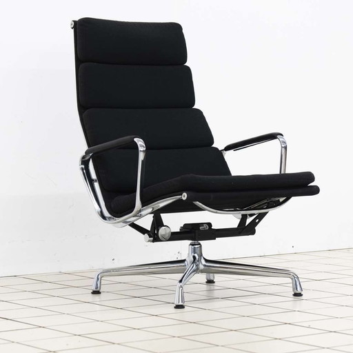 Vitra Eames Ea222 Soft Pad Lounge Chair