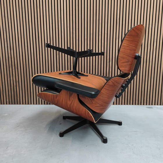 Image 1 of Vitra Eames lounge stoel XL - Palissander