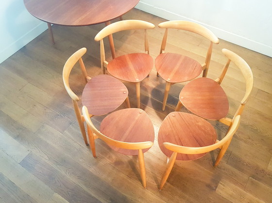 Image 1 of The Heart Eetkamer Set Van Hans J. Wegner Voor Fritz Hansen