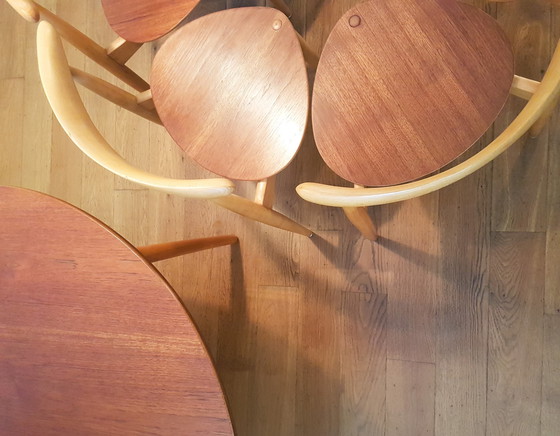 Image 1 of The Heart Eetkamer Set Van Hans J. Wegner Voor Fritz Hansen