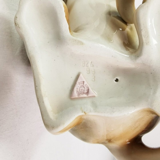 Image 1 of Vintage porseleinen beeldje van Royal Dux, Tsjechië 1970