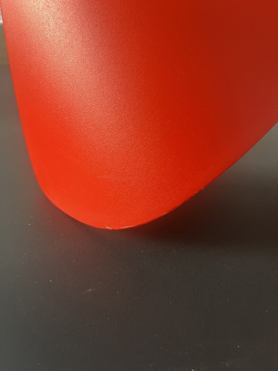 Image 1 of Vitra Olifant Rood Eames