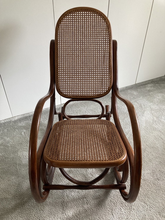 Image 1 of Vintage bentwood schommelstoel 60’s