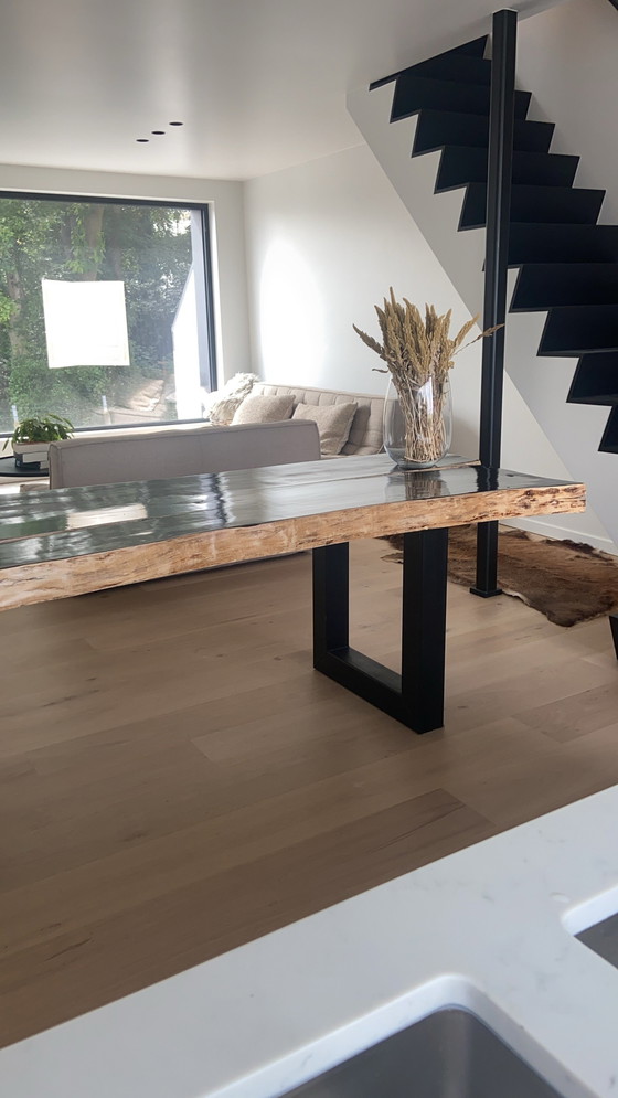 Image 1 of Unieke Populieren Houten Design Tafel