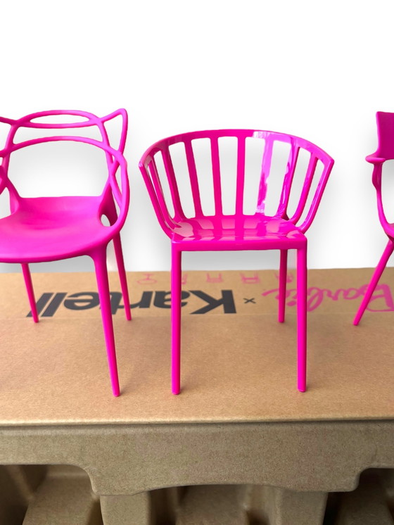 Image 1 of Kartell X Barbie Miniaturen Kartell Stoelen Collecters Item