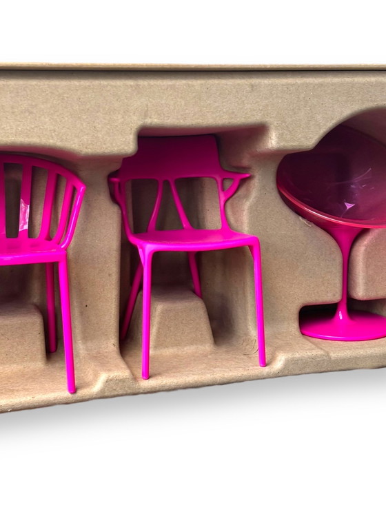 Image 1 of Kartell X Barbie Miniaturen Kartell Stoelen Collecters Item