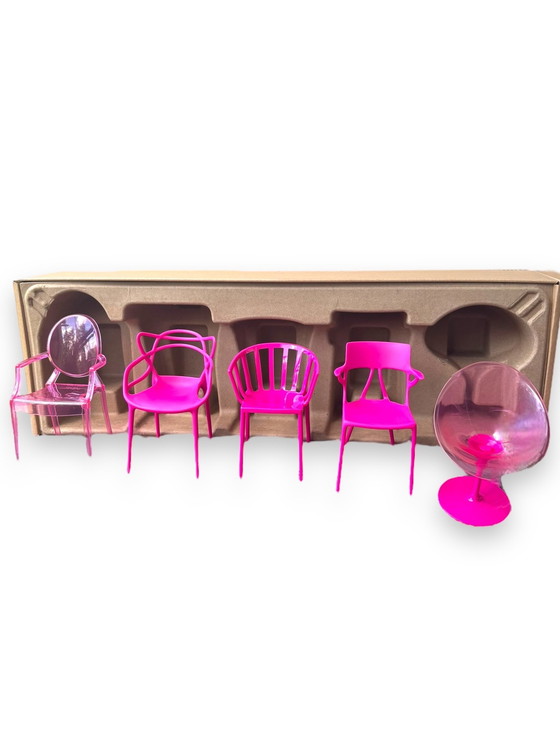 Image 1 of Kartell X Barbie Miniaturen Kartell Stoelen Collecters Item