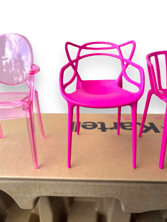 Image 1 of Kartell X Barbie Miniaturen Kartell Stoelen Collecters Item