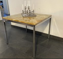 Vintage salontafel met onyx blad en chromen frame