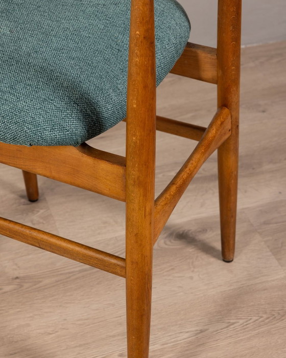 Image 1 of Set van 2 Vintage Italiaanse stoelen in groene stof, jaren 1960