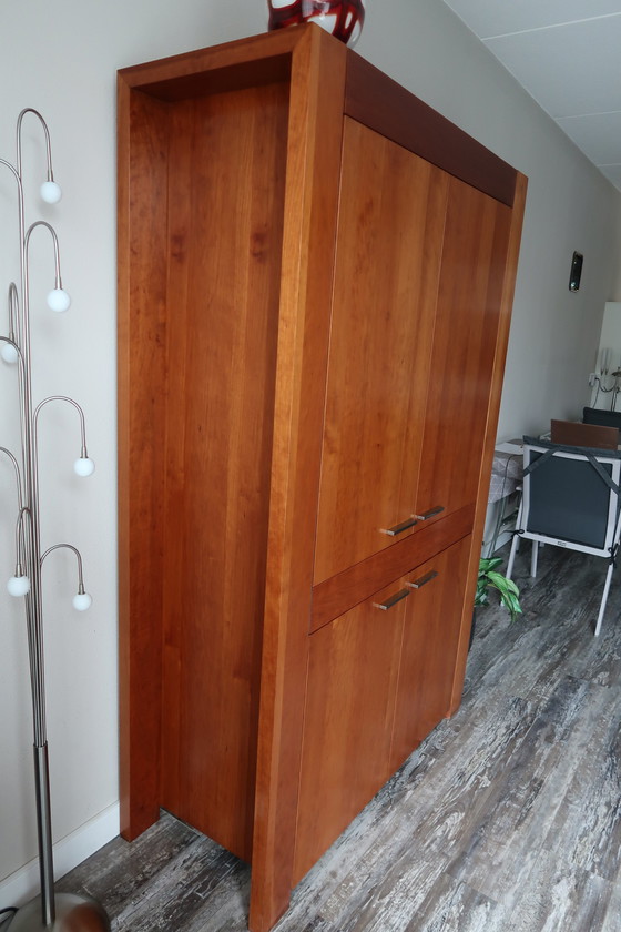 Image 1 of Design kersenhouten kast
