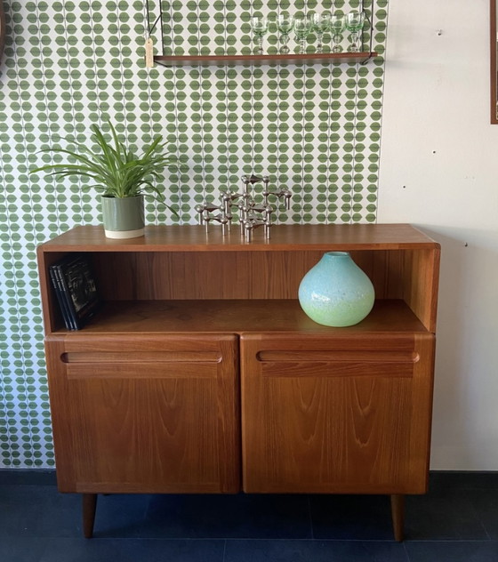 Image 1 of Set van 2 vintage kasten plus serveerwagen met flessenrek