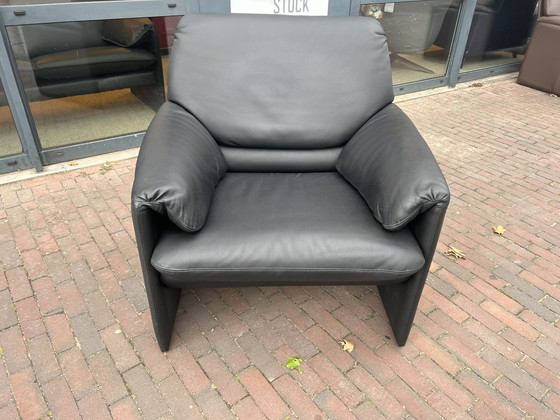 Image 1 of Leolux Bora Beta fauteuil zwart leer