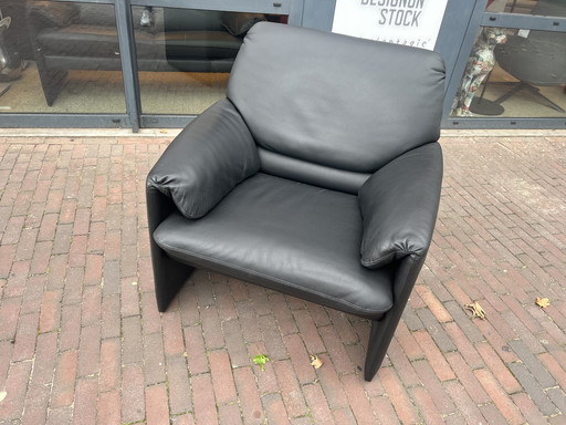 Leolux Bora Beta fauteuil zwart leer