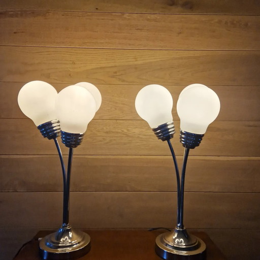 2 drievoudige gloeilampen