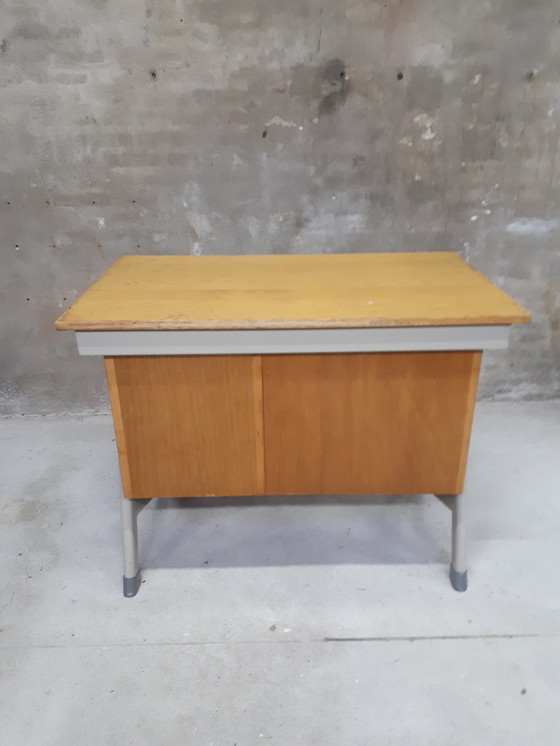 Image 1 of Vintage bureau