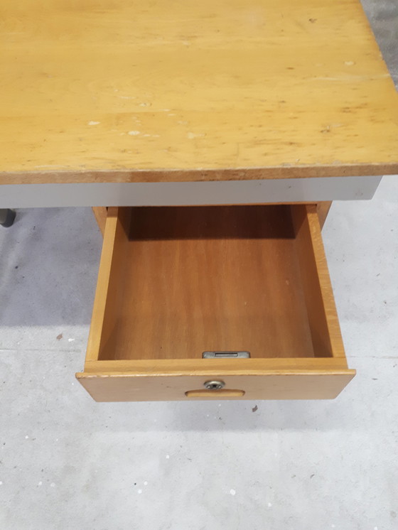 Image 1 of Vintage bureau