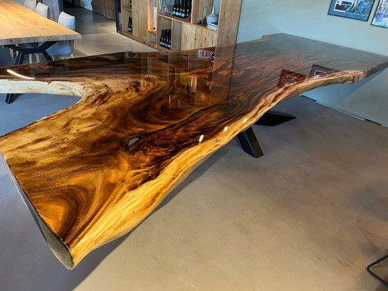 Image 1 of Epoxy Albizia Saman tafel