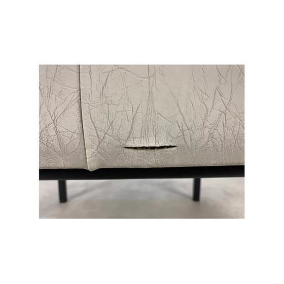 Image 1 of Vintage wit lederen fauteuil, jaren 1950