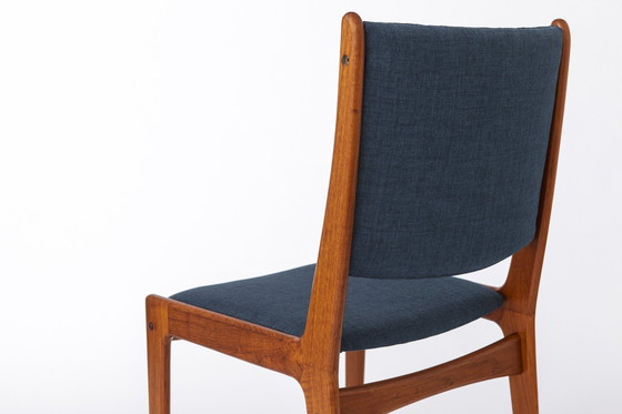 Image 1 of 2 Deense Teak Houten Stoelen Door Johannes Andersen Uldum Møbelfabrik 1960S