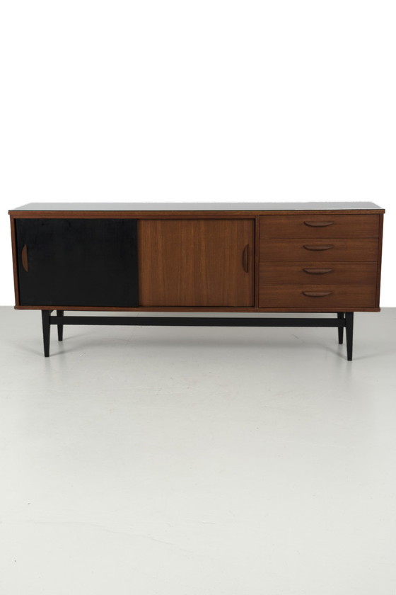 Image 1 of Vintage dressoir