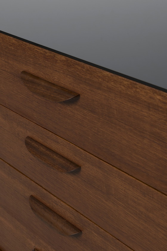 Image 1 of Vintage dressoir