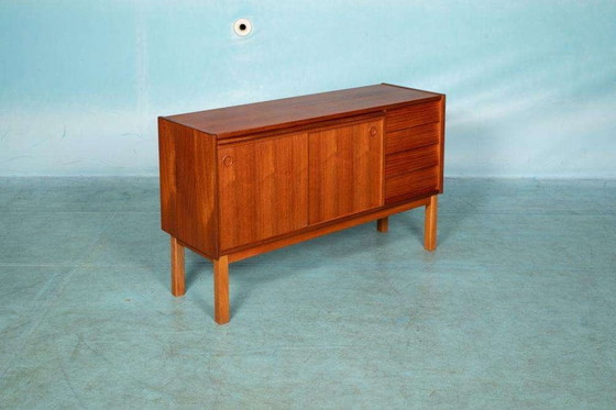 Image 1 of Vintage dressoir teak gerenoveerd, 60s sideboard Sweden