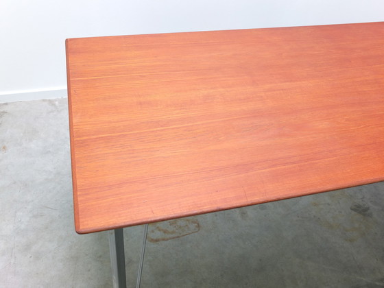 Image 1 of Arne Jacobsen voor Fritz Hansen, 3605 tafel