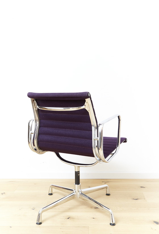 Image 1 of Charles & Ray Eames Stoel Ea 108 Stoel Voor Vitra