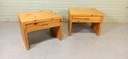 2 vintage grenen nachtkastjes
