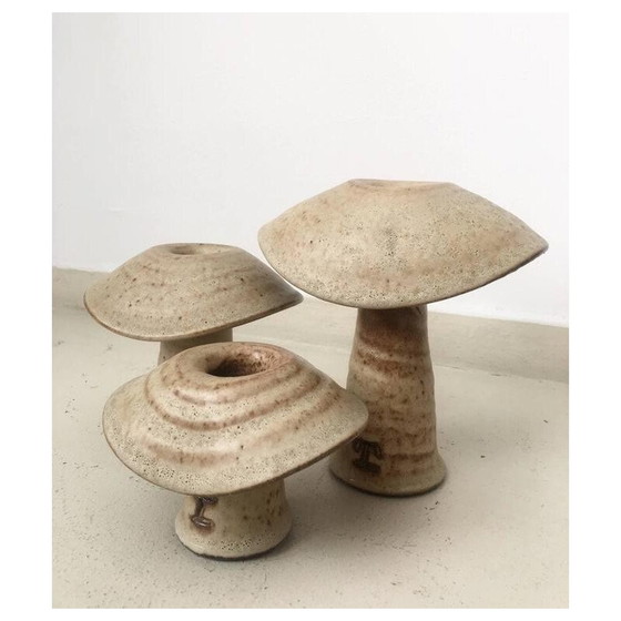 Image 1 of Set van 3 vintage beige keramische paddenstoel sculpturen van Freek Berends, 1980