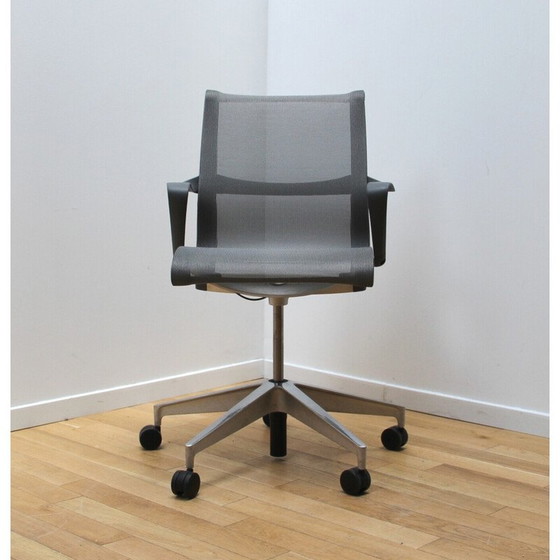 Image 1 of Set van 8 vintage Setu bureaustoelen in metaal en grijs gaas van Herman Miller