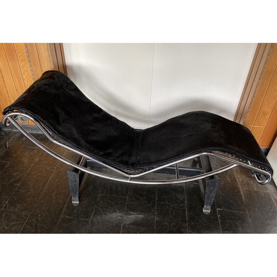 Image 1 of Vintage LC4 lounge stoel van Le Corbusier voor Casina