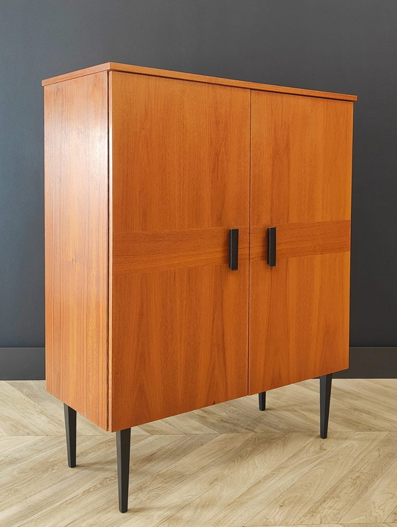 Image 1 of Mid Century kast