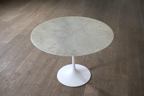 Image 1 of Vintage ronde marmeren tulp eettafel van Eero Saarinen voor Knoll, 1970S