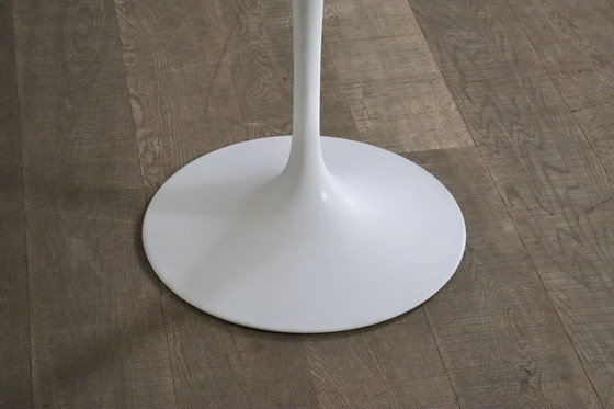 Image 1 of Vintage ronde marmeren tulp eettafel van Eero Saarinen voor Knoll, 1970S