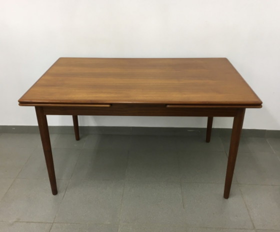 Image 1 of Mid Century Deense design eettafel Farstrup, jaren 1960