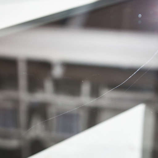 Vintage eettafel in gegoten aluminium en gelakt hout van Giovanni Offredi voor Saporiti, 1970