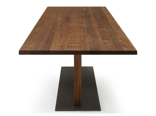 Liam Wood Riva 1920 notenhouten tafel