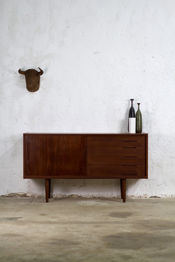 Image 1 of Nils Jonsson dressoir