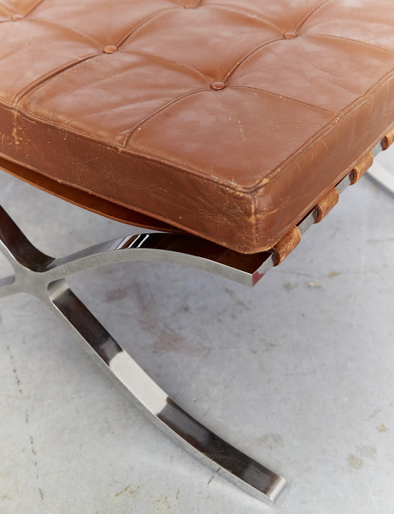 Image 1 of Ludwig Mies van der Rohe MR90 "Barcelona Stoel & Ottoman" Knoll International