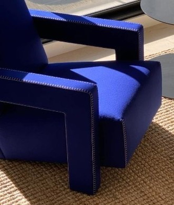 Image 1 of Cassina 637 Utrecht Nieuw Nooit Gebruikt In Blauwe Wollen Paardensteek