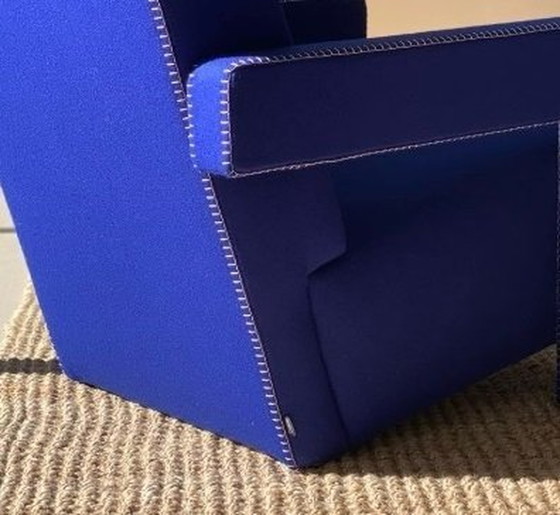 Image 1 of Cassina 637 Utrecht Nieuw Nooit Gebruikt In Blauwe Wollen Paardensteek