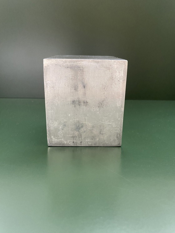 Image 1 of Vintage Ray Hollis Asbak Ontworpen Door Philippe Starck Een Limited Edition Decor Stuk Oorspronkelijk Ontworpen Voor De Ny Royal