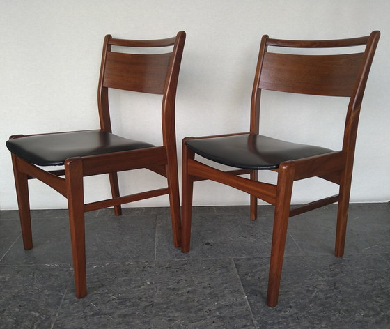 Image 1 of 2x Scandinavische design eetkamerstoelen in teakhout