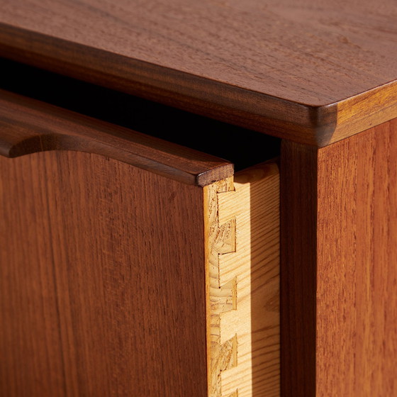 Image 1 of Mk10651 Gerestaureerd teak dressoir